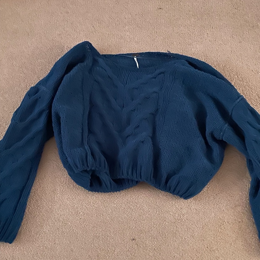 Crop sweater